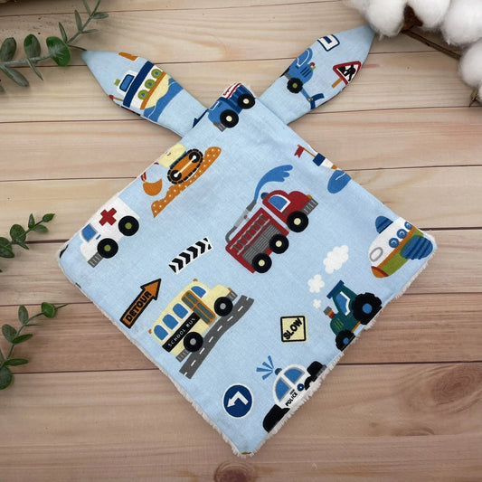 Doudou Plat avec oreilles tissu Véhicules