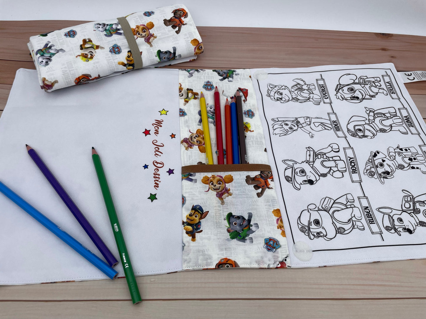 Pochette coloriage et dessin 2 en 1, 100% tissu, lavable et réutilisable thème Pat Patrouille
