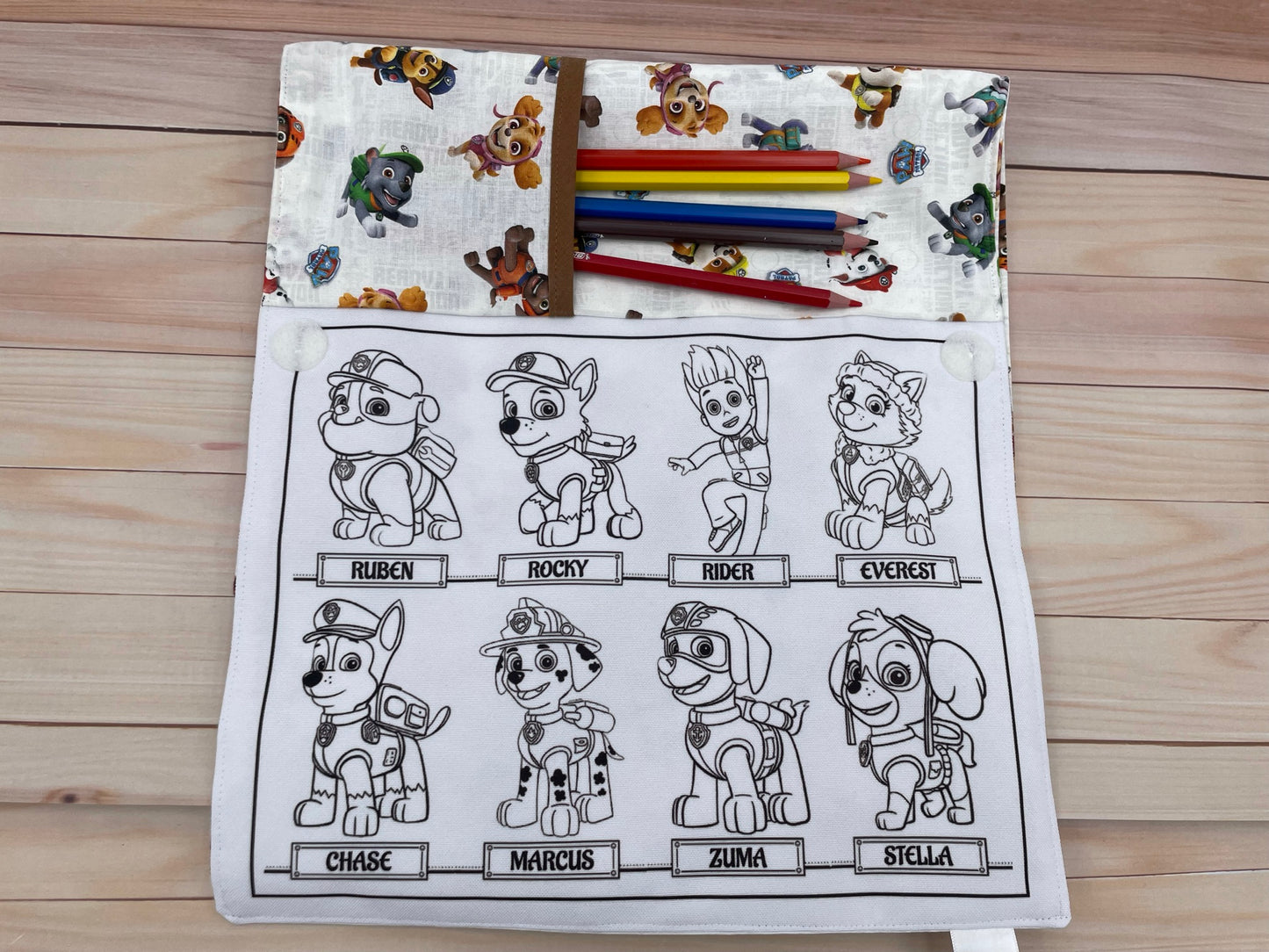 Pochette coloriage et dessin 2 en 1, 100% tissu, lavable et réutilisable thème Pat Patrouille