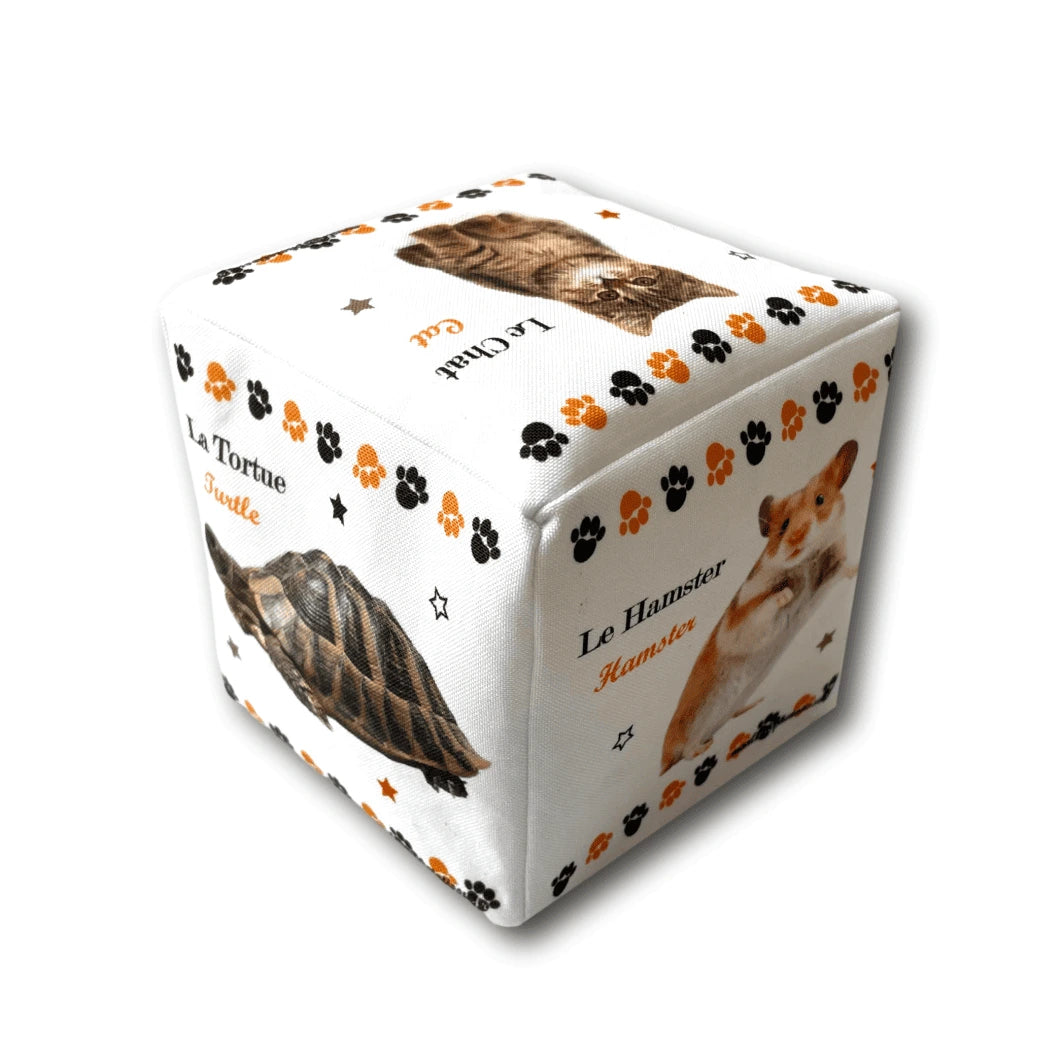 cube d'éveil bébé animaux domestiques maison
