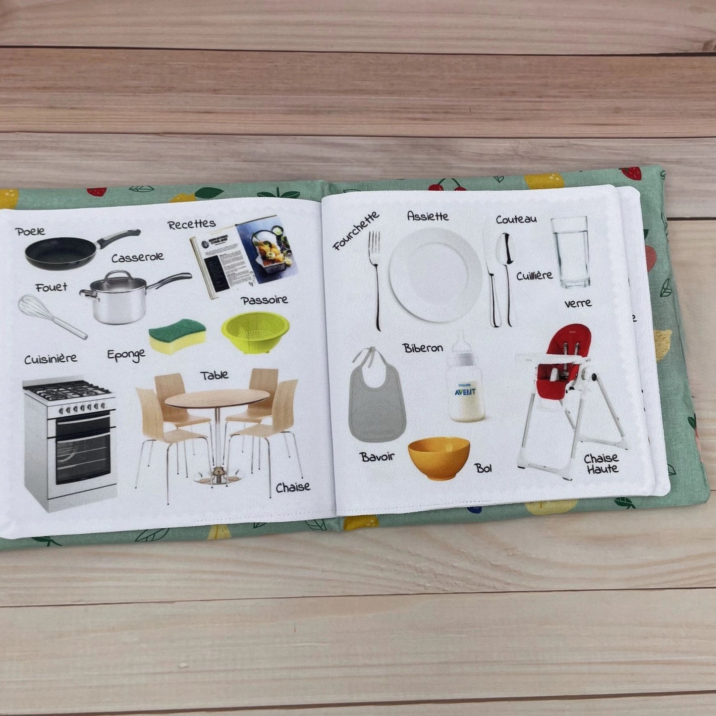 livre d'éveil bébé cuisine nourriture repas